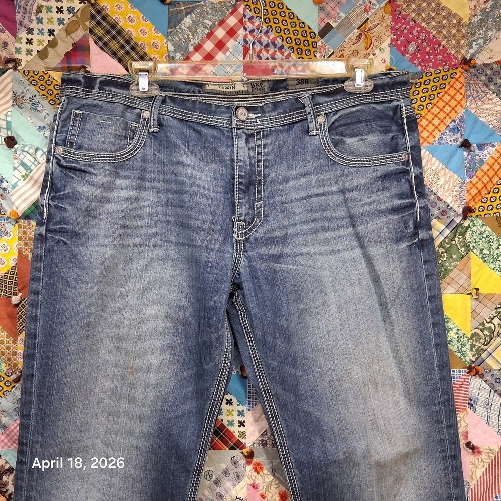 BKE Tyson Jeans Mens Size 38x32‎ Straight Leg Regular Fit Faded Whiskered